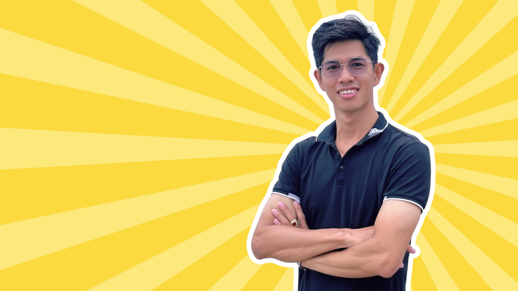 Chân dung Bảo Trần trên nền vàng thương hiệu